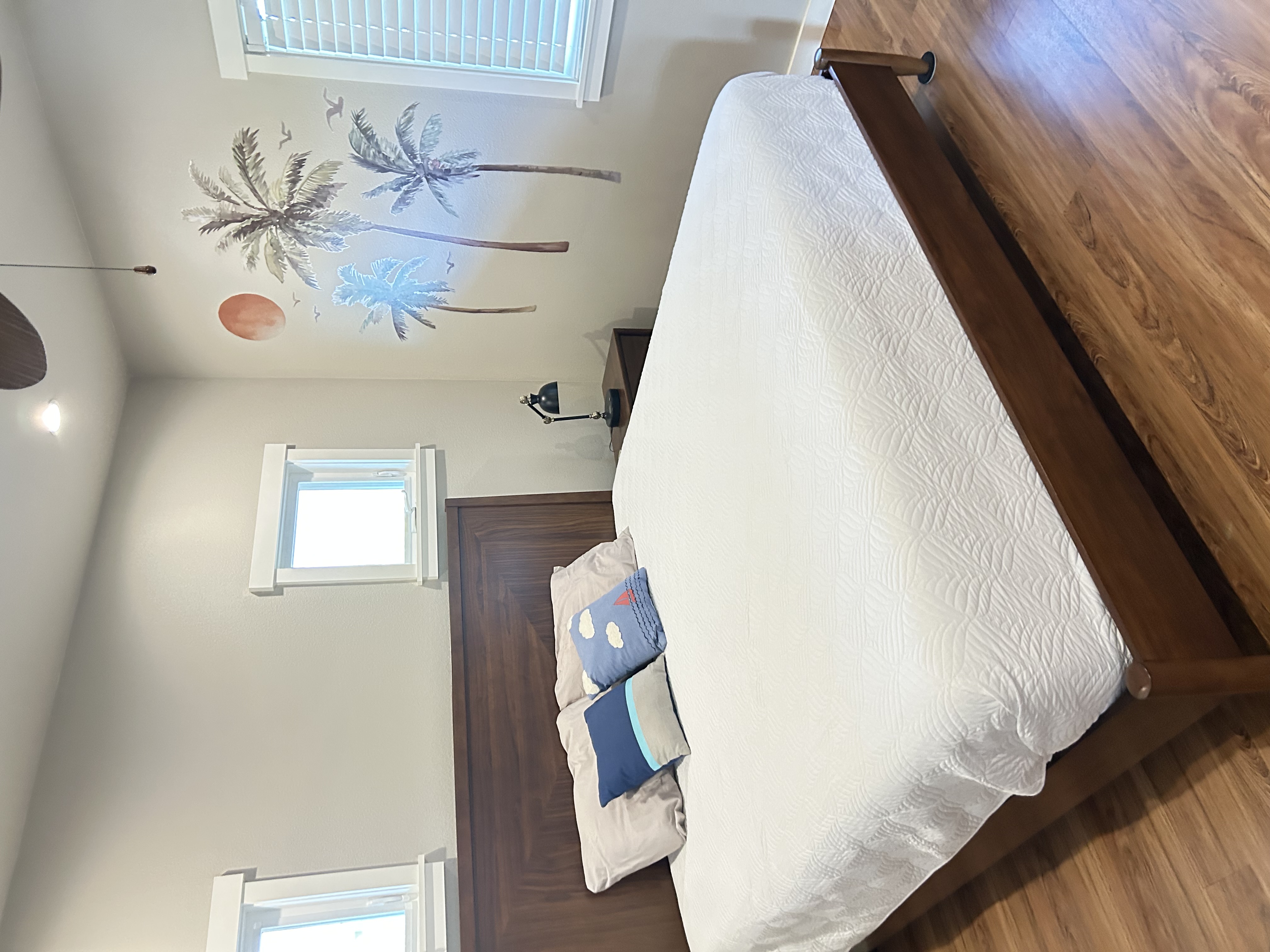 Another king size Bedroom